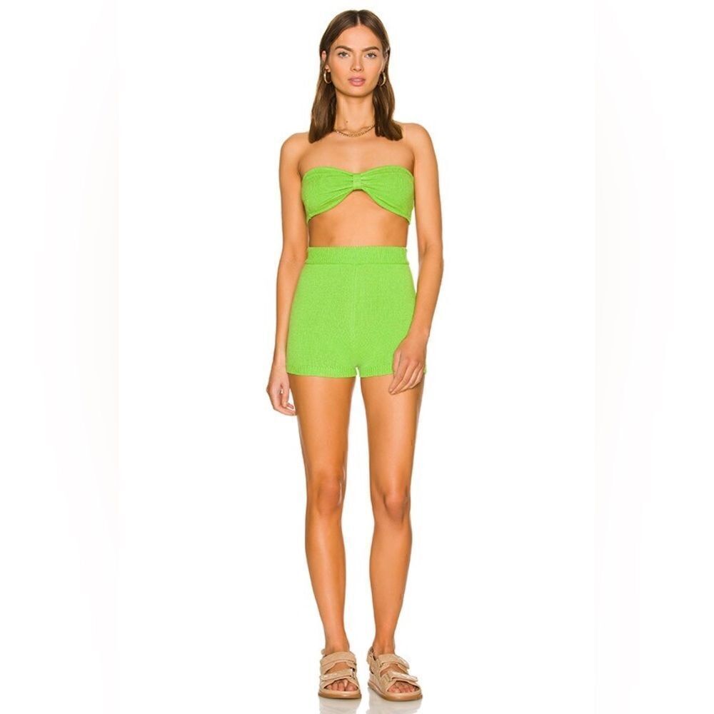 superdown emilija short set